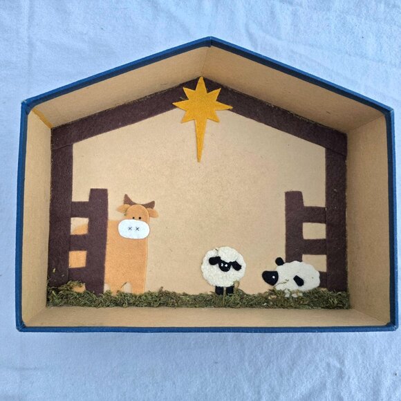 2004 Nativity Box Handmade Creche /Felted MANGER  Polymer Clay Figure/Ornaments - Picture 11 of 12